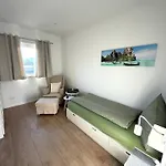 B3 Boardinghouse Bei Becker *